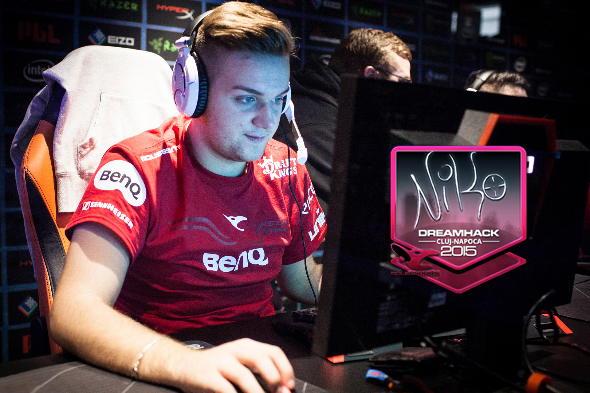 Jwei的Neko Dragon组和四个人领先。 Royal Never Give Up 获得了六个虫子，全面被击败。 FunPlus Phoenix 领先